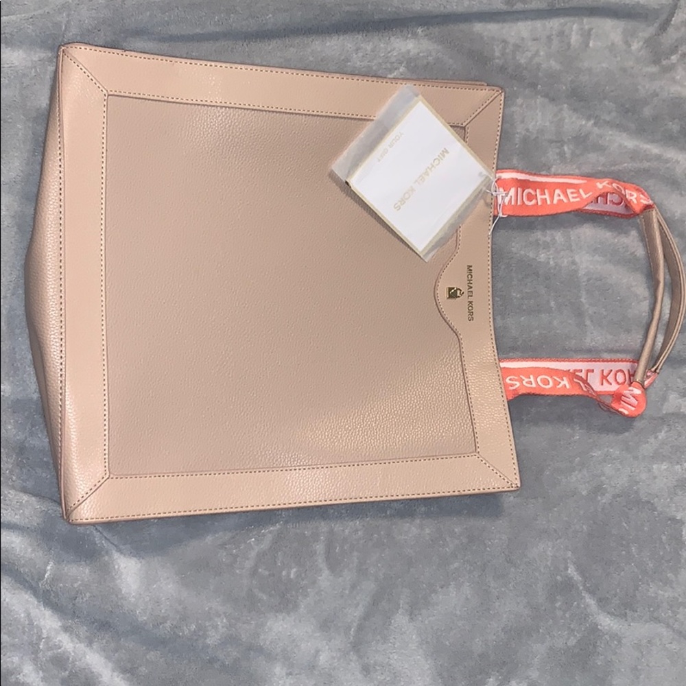 Michael Kors tote